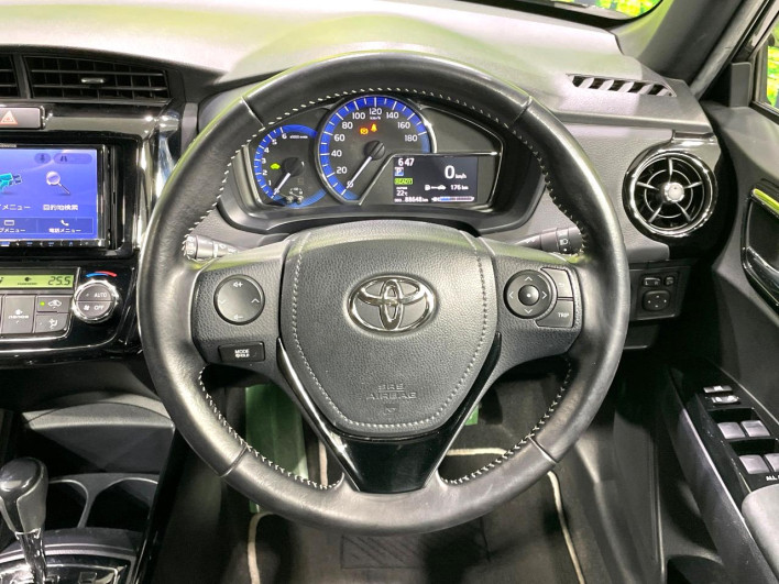 2016 Toyota Corolla Fielder DAA-NKE165G (UW-6a30bf153e497)[19]