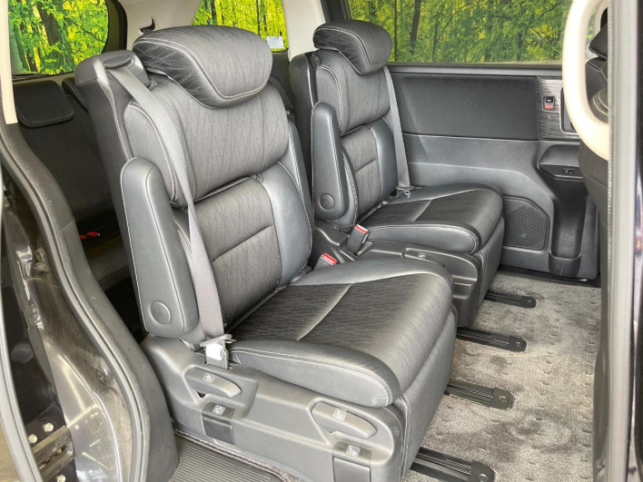 2014 Honda Odyssey DBA-RC1 (UW-6a30bf1fe985c)[29]