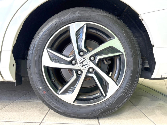 2014 Honda Odyssey DBA-RC1 (UW-6a30bf2004d00)[15]