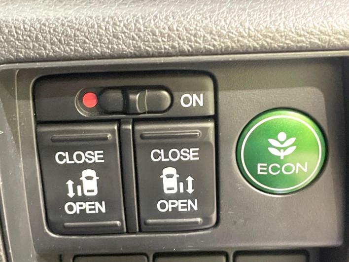 2015 Honda Odyssey DBA-RC1 (UW-6a30bf2034626)[12]