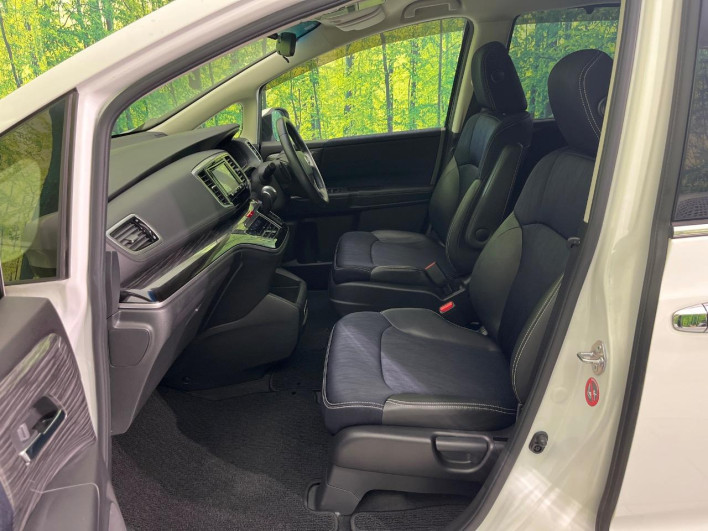 2016 Honda Odyssey DBA-RC1 (UW-6a30bf20eb655)[12]