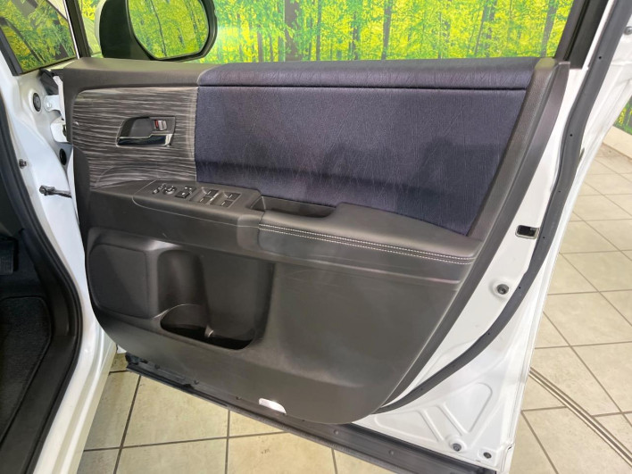 2016 Honda Odyssey DBA-RC1 (UW-6a30bf20eb655)[25]