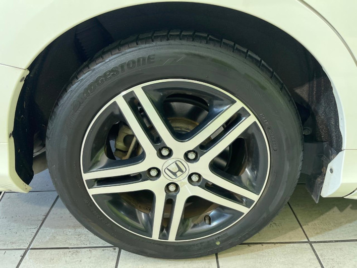 2016 Honda Odyssey DBA-RC1 (UW-6a30bf20eb655)[24]