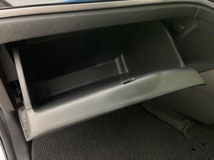 2016 Honda Odyssey DBA-RC1 (UW-6a30bf20eb655)[14]