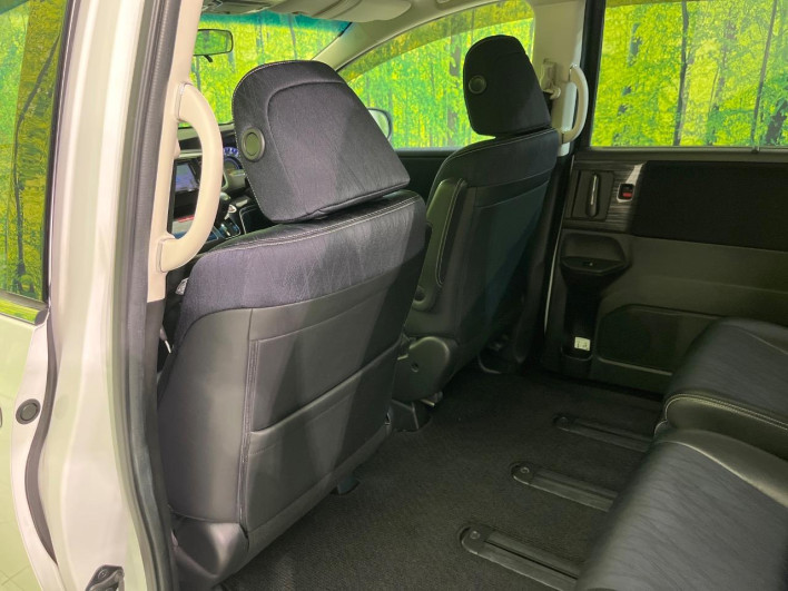 2016 Honda Odyssey DBA-RC1 (UW-6a30bf20eb655)[10]