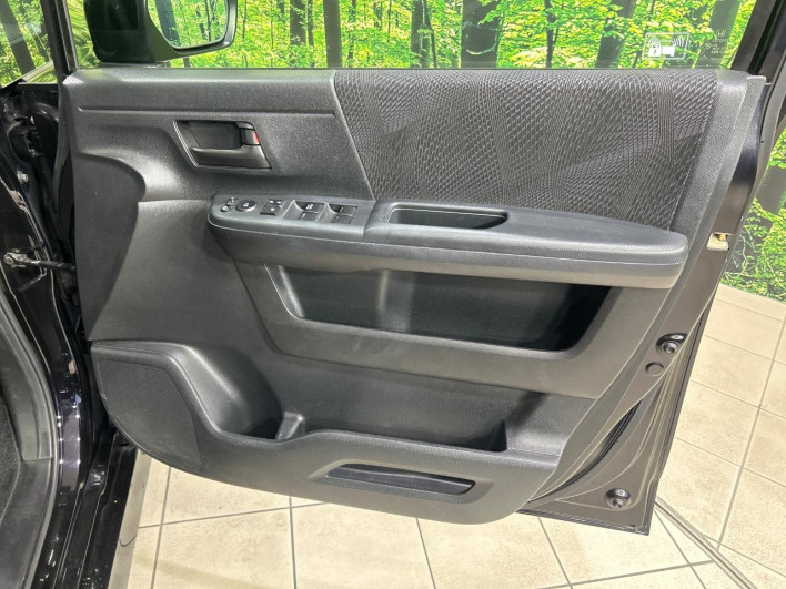 2010 Honda Stepwgn Spada DBA-RK5 (UW-6a30bf253ca7d)[24]