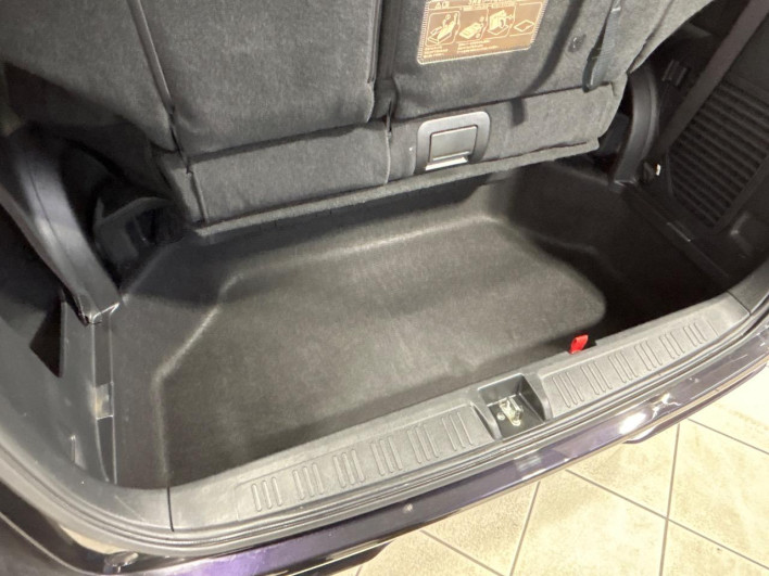 2010 Honda Stepwgn Spada DBA-RK5 (UW-6a30bf253ca7d)[22]