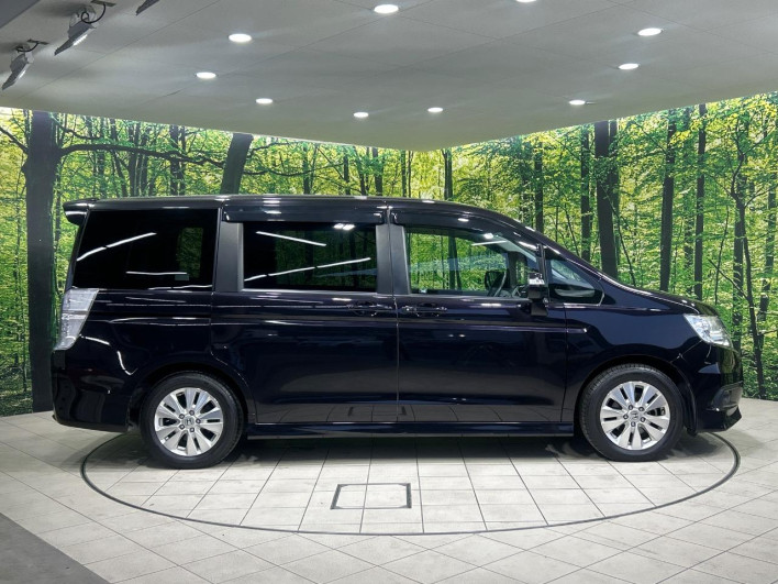 2010 Honda Stepwgn Spada DBA-RK5 (UW-6a30bf253ca7d)[17]