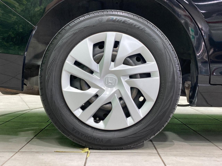 2016 Honda Step Wagon DBA-RP1 (UW-6a30bf26d94cd)[29]