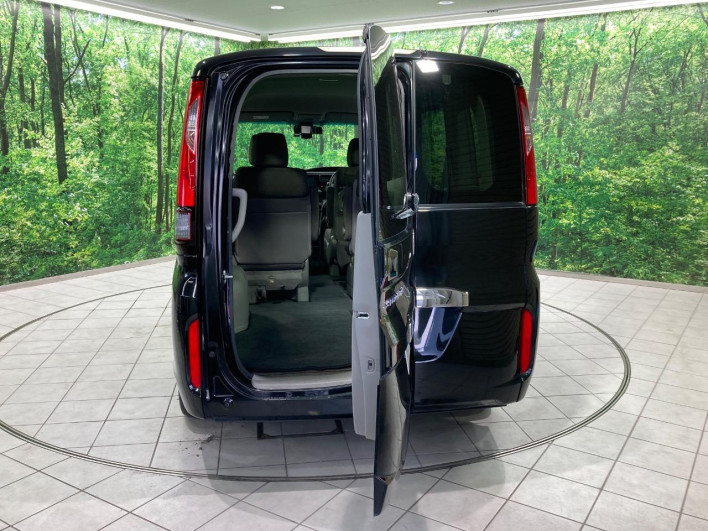 2016 Honda Step Wagon DBA-RP1 (UW-6a30bf26d94cd)[12]