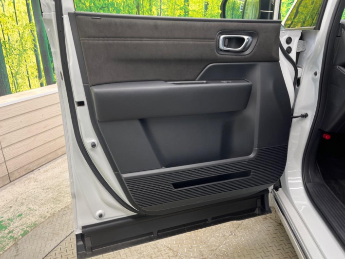 2022 Honda Step Wagon 6AA-RP8 (UW-6a30bf2973a64)[27]
