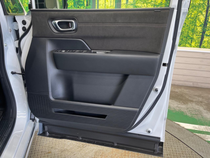 2022 Honda Step Wagon 6AA-RP8 (UW-6a30bf2973a64)[25]