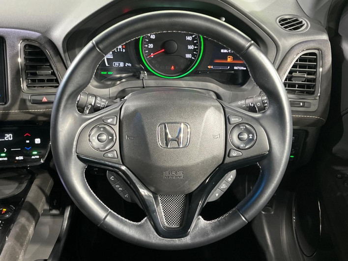 2017 Honda VEZEL DAA-RU3 (UW-6a30bf2c8c9e2)[19]