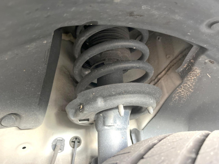 2021 Honda VEZEL 6AA-RV5 (UW-6a30bf31699cd)[8]