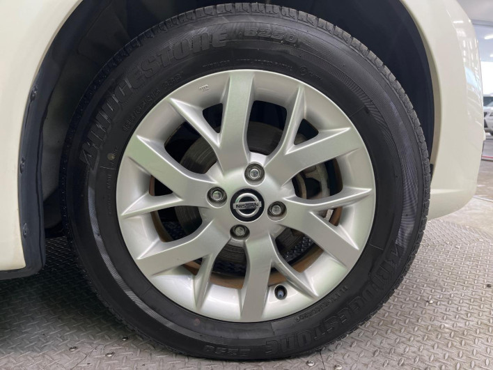 2020 Nissan Note DAA-SNE12 (UW-6a30bf46703c9)[13]