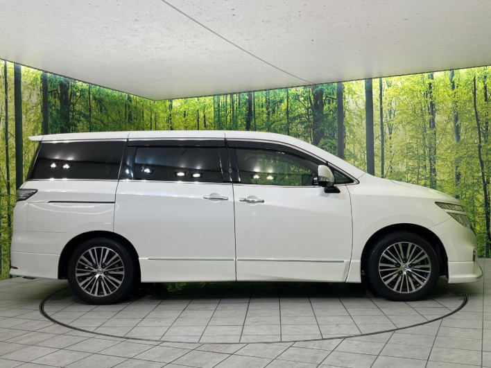 2014 Nissan Elgrand DBA-TE52 (UW-6a30bf4c16286)[7]