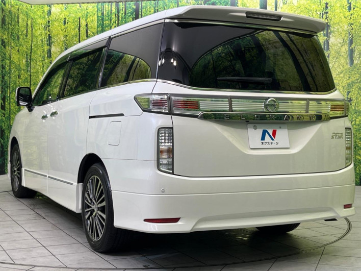 2014 Nissan Elgrand DBA-TE52 (UW-6a30bf4c16286)[10]