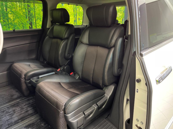 2014 Nissan Elgrand DBA-TE52 (UW-6a30bf4c16286)[27]