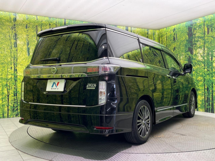 2015 Nissan Elgrand DBA-TE52 (UW-6a30bf4c31b90)[10]