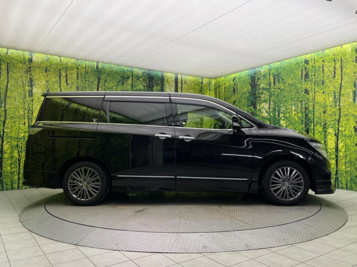 2015 Nissan Elgrand DBA-TE52 (UW-6a30bf4c31b90)[9]