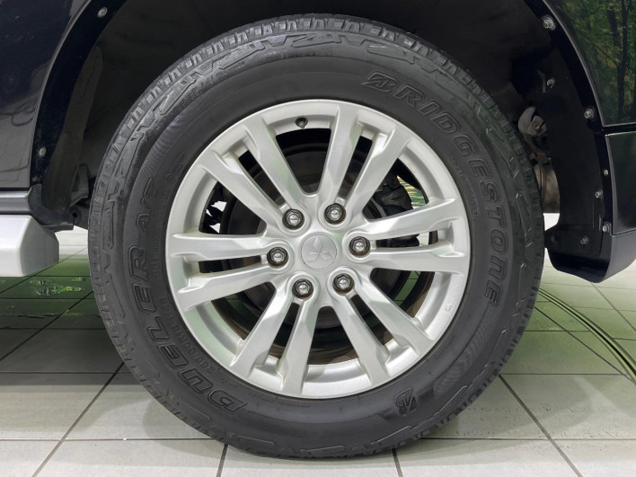 2016 Mitsubishi Pajero LDA-V98W (UW-6a30bf5636b80)[11]