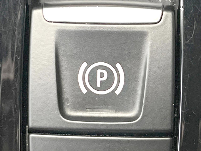2021 BMW X1 3DA-AD20 (UW-6a30bf602a336)[26]