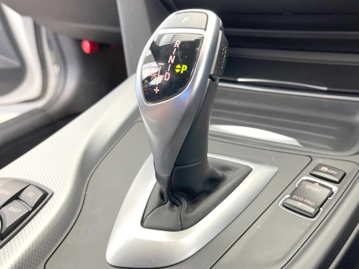 2015 BMW 3 Series DBA-3B20 (UW-6a30bf603d1ca)[12]