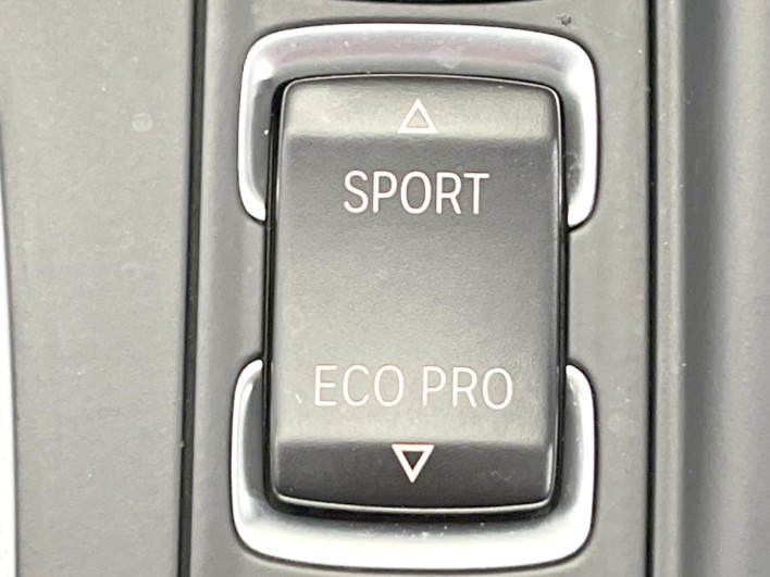 2015 BMW 3 Series DBA-3B20 (UW-6a30bf603d1ca)[14]
