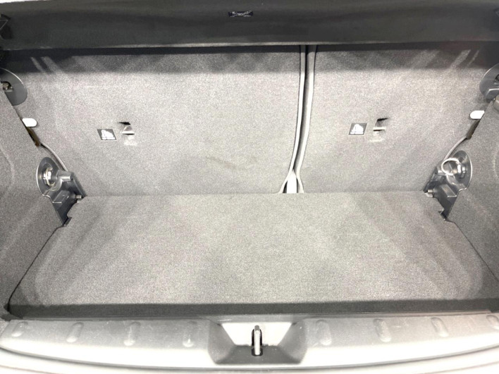 2021 Rover Mini 3BA-XR15MW (UW-6a30bf6592db5)[13]