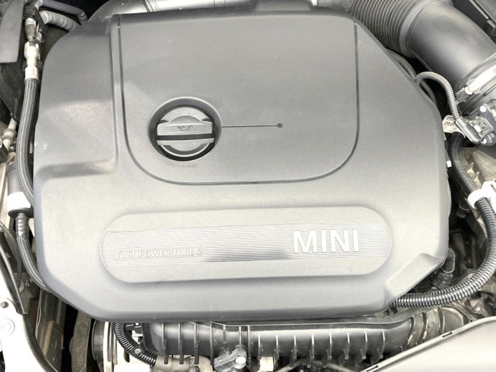 2021 Rover Mini 3BA-XR15MW (UW-6a30bf6592db5)[4]