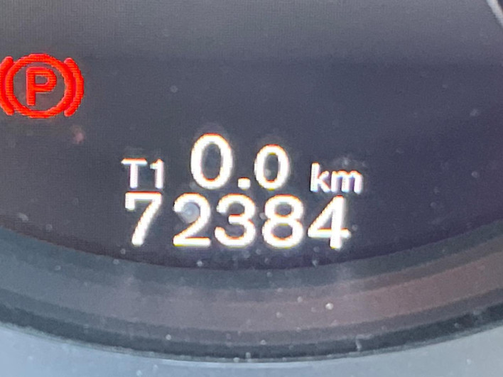 2018 Volvo V40 DBA-MB4154T (UW-6a30bf698687b)[0]