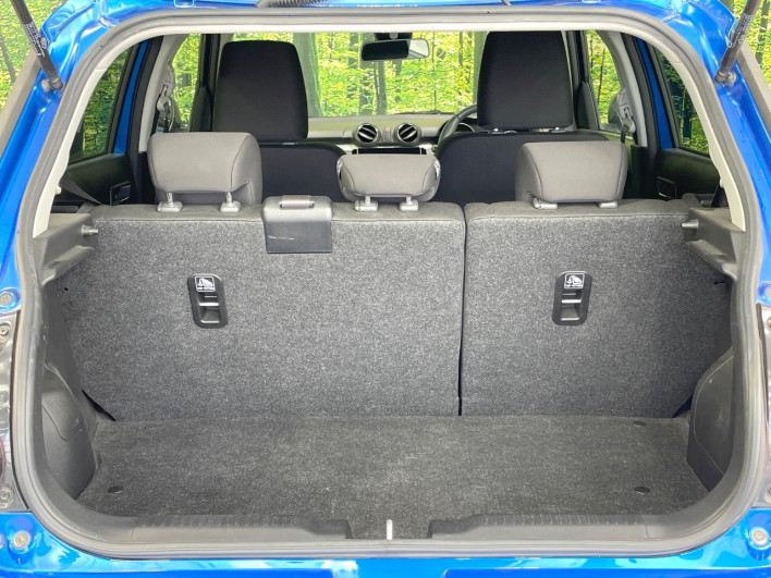2017 Suzuki Swift DAA-ZC43S (UW-6a30bf70eb171)[26]