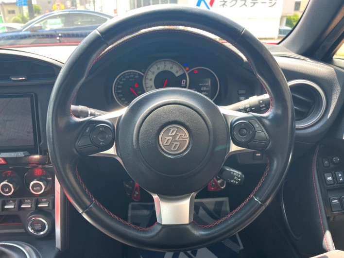 2018 Toyota 86 DBA-ZN6 (UW-6a30bf7646a64)[23]