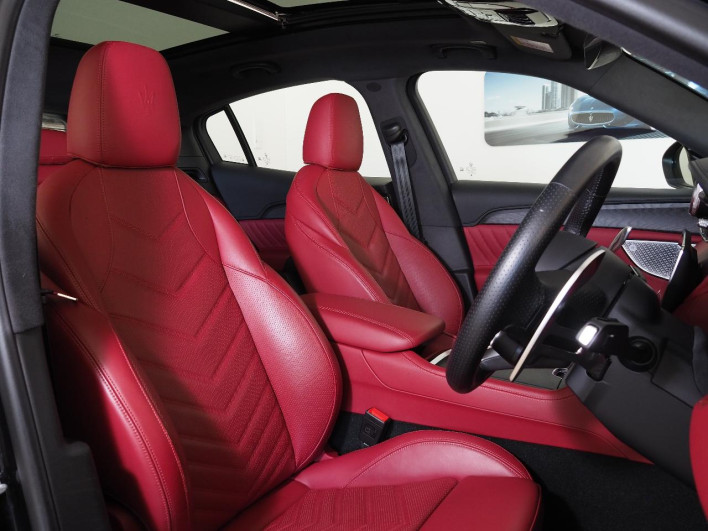 2025 Maserati Grecale 7AA-MGR20C (UW-6a30bf76aa76f)[21]
