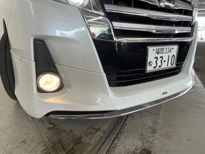 2014 Toyota Noah DBA-ZRR80W (UW-6a30bf7bb6d88)[13]