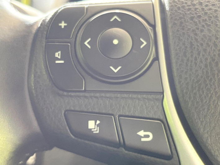 2014 Toyota Voxy DBA-ZRR80W (UW-6a30bf7be0150)[19]