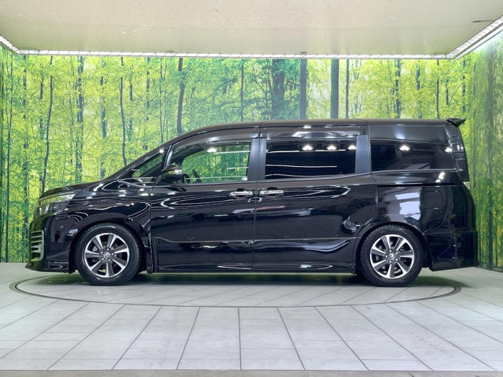2014 Toyota Voxy DBA-ZRR80W (UW-6a30bf7be0150)[11]
