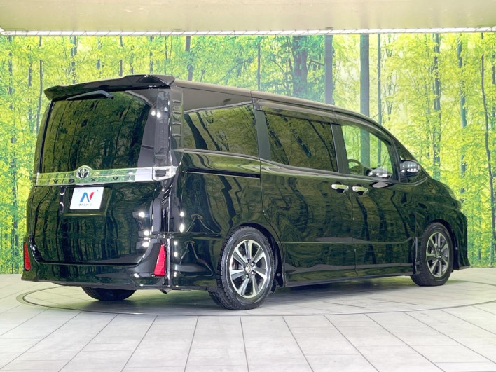 2014 Toyota Voxy DBA-ZRR80W (UW-6a30bf7be0150)[8]