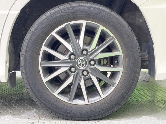 2014 Toyota Voxy DBA-ZRR80W (UW-6a30bf7be6873)[5]