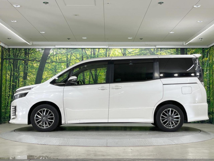2014 Toyota Voxy DBA-ZRR80W (UW-6a30bf7be6873)[12]