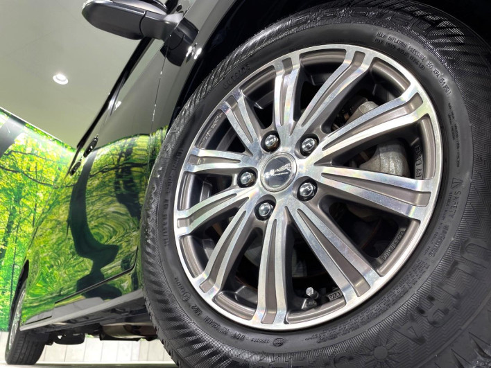 2014 Toyota Voxy DBA-ZRR80G (UW-6a30bf7ddef12)[24]