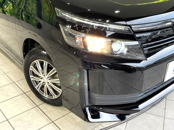 2014 Toyota Voxy DBA-ZRR80G (UW-6a30bf7ddef12)[22]