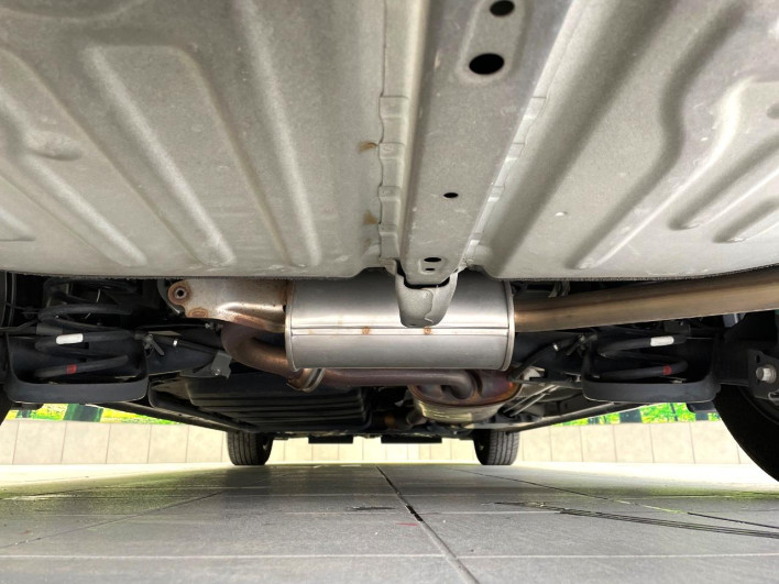 2014 Toyota Voxy DBA-ZRR80G (UW-6a30bf7ddef12)[13]