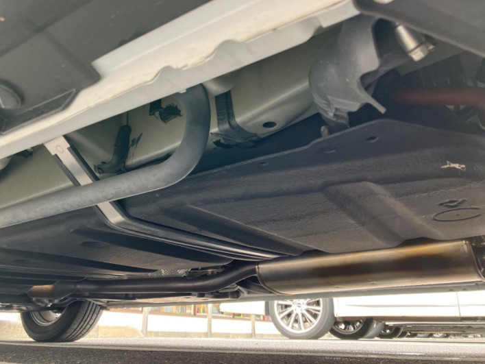 2018 Toyota Noah DBA-ZRR80W (UW-6a30bf8302f1d)[13]