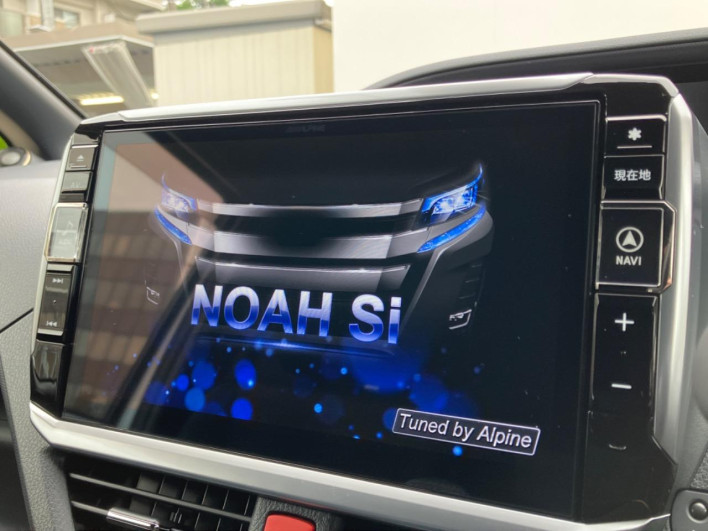 2018 Toyota Noah DBA-ZRR80W (UW-6a30bf8302f1d)[29]