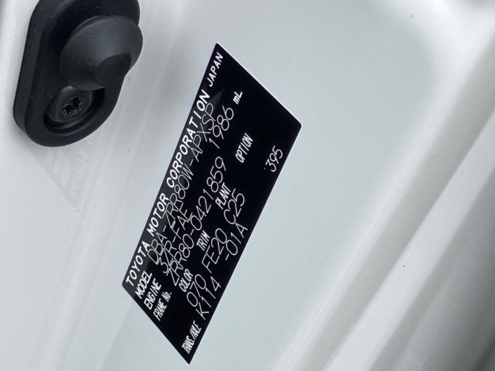 2018 Toyota Noah DBA-ZRR80W (UW-6a30bf8302f1d)[1]