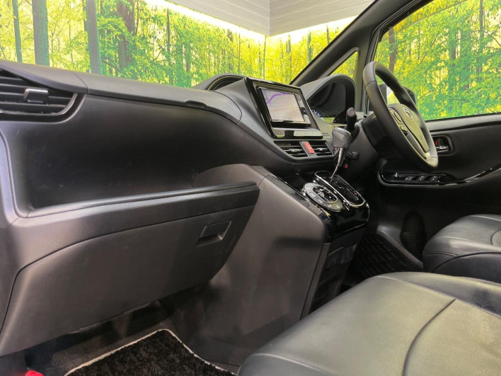 2020 Toyota Noah DBA-ZRR80W (UW-6a30bf861c853)[19]