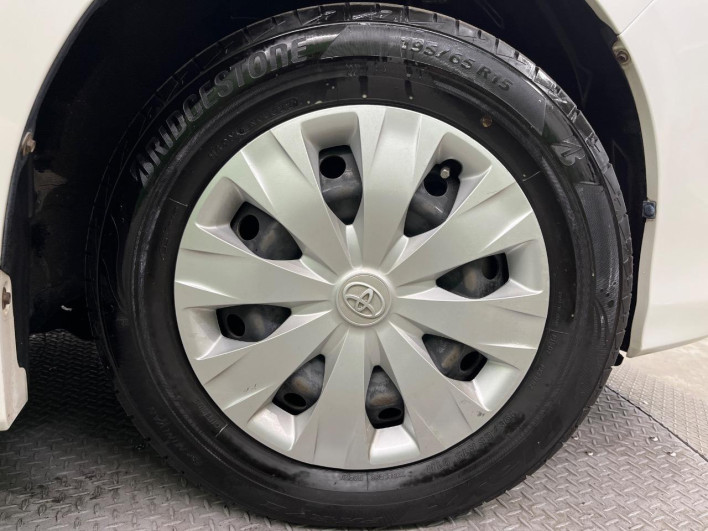 2014 Toyota Noah DBA-ZRR85G (UW-6a30bf88b3fef)[13]