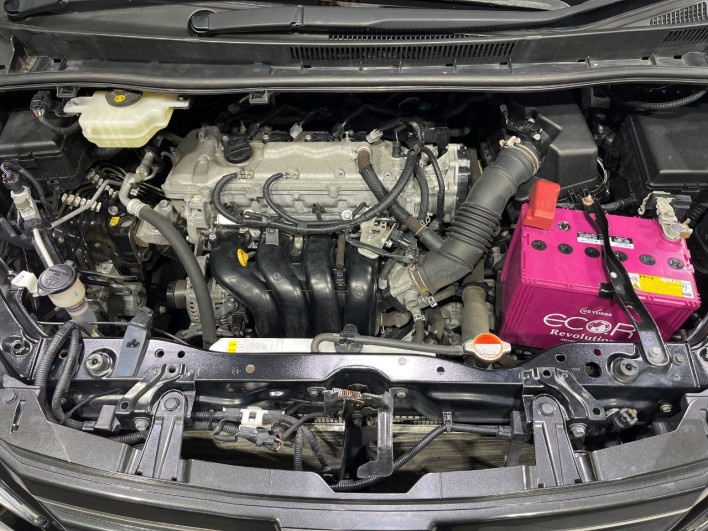 2016 Toyota Noah DBA-ZRR85G (UW-6a30bf88cd37c)[9]