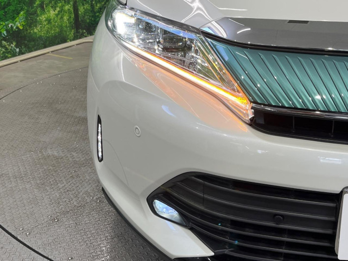 2017 Toyota Harrier DBA-ZSU65W (UW-6a30bf8bdf7bf)[18]